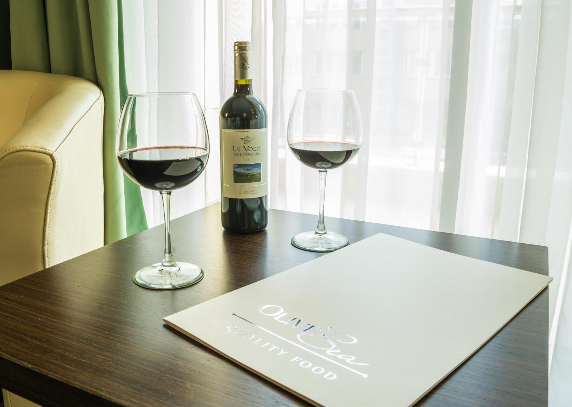 Best Western Plus Olives City Hotel - Free Pool & Parking Sofia Exterior foto