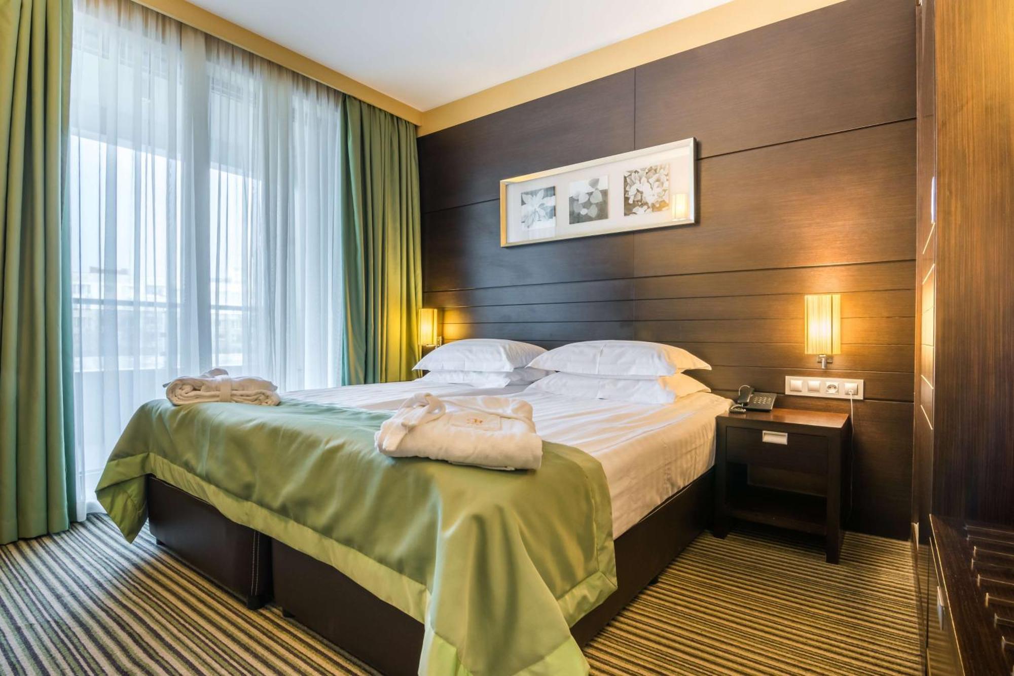 Best Western Plus Olives City Hotel - Free Pool & Parking Sofia Exterior foto