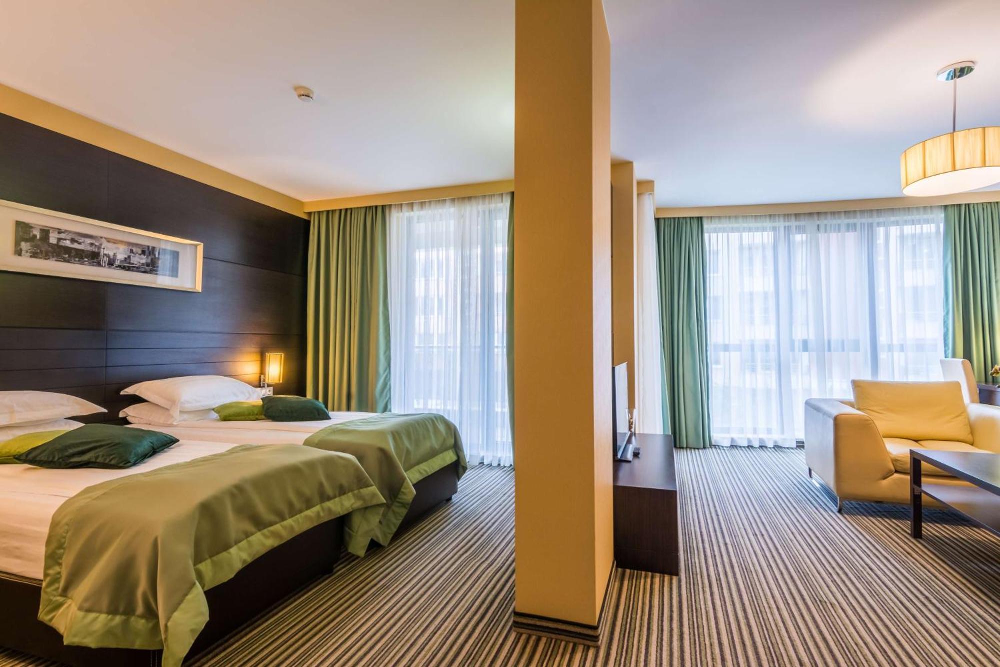 Best Western Plus Olives City Hotel - Free Pool & Parking Sofia Exterior foto