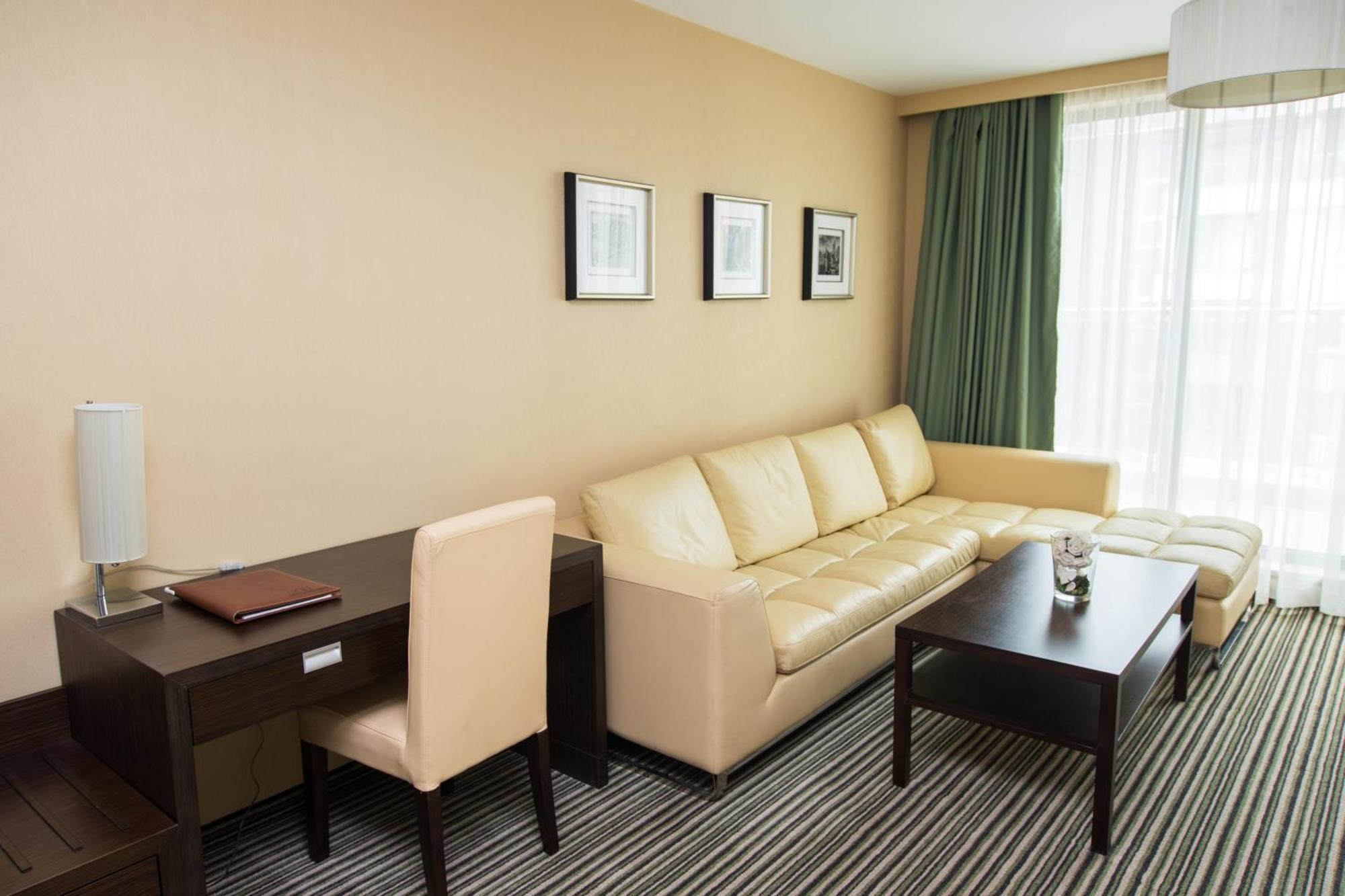 Best Western Plus Olives City Hotel - Free Pool & Parking Sofia Exterior foto